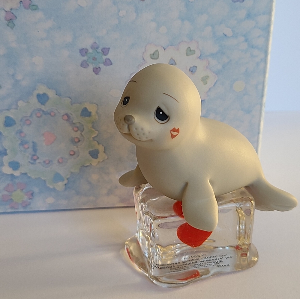 Vintage Precious Moments Seal Kiss Love Winter Porcelain Collectible Figurine